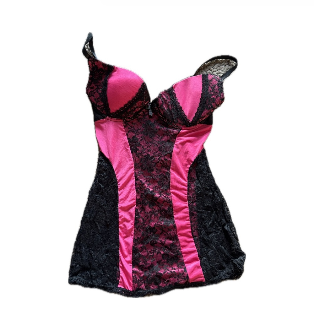 Elegant Pink and Black Lace Chemise